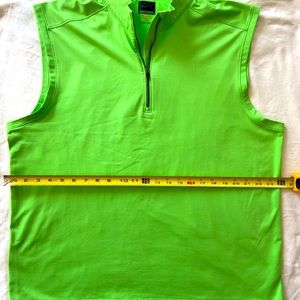 Men’s lightweight Vest.  Never worn.  Perfect for golf.